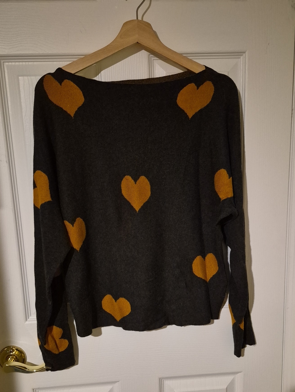 Belle by Belldini Heart Knit Dolman Sleeve Sweater Grey Gold M
